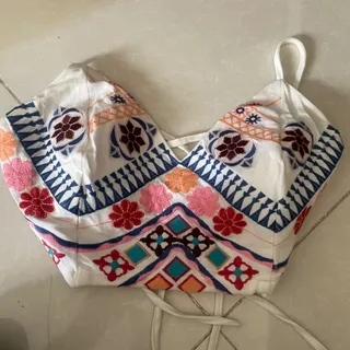 کراپ تاپ گلدوزی