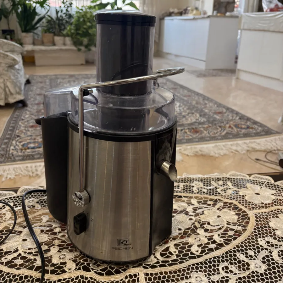 ابمیوه گیری کوچن