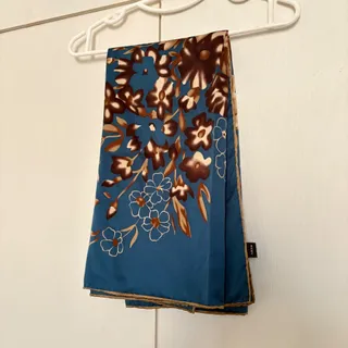 مینی اسکارف