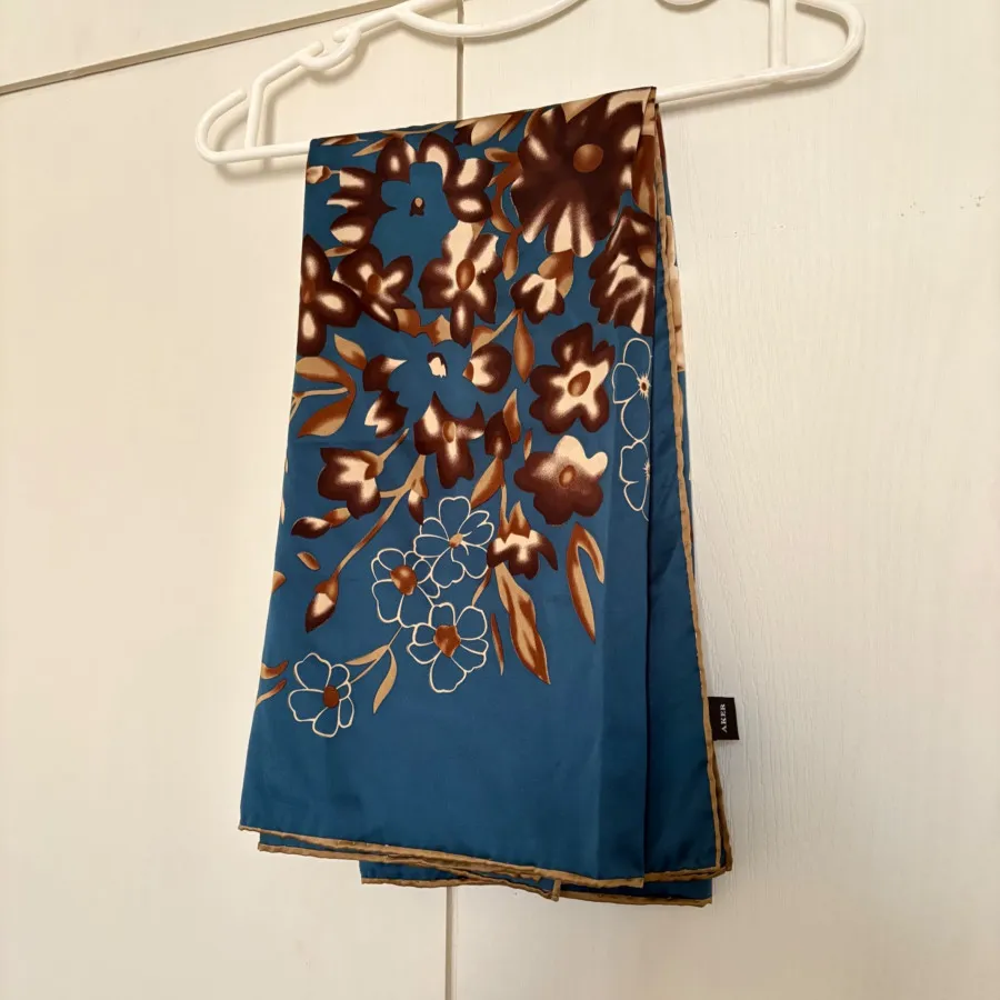 مینی اسکارف