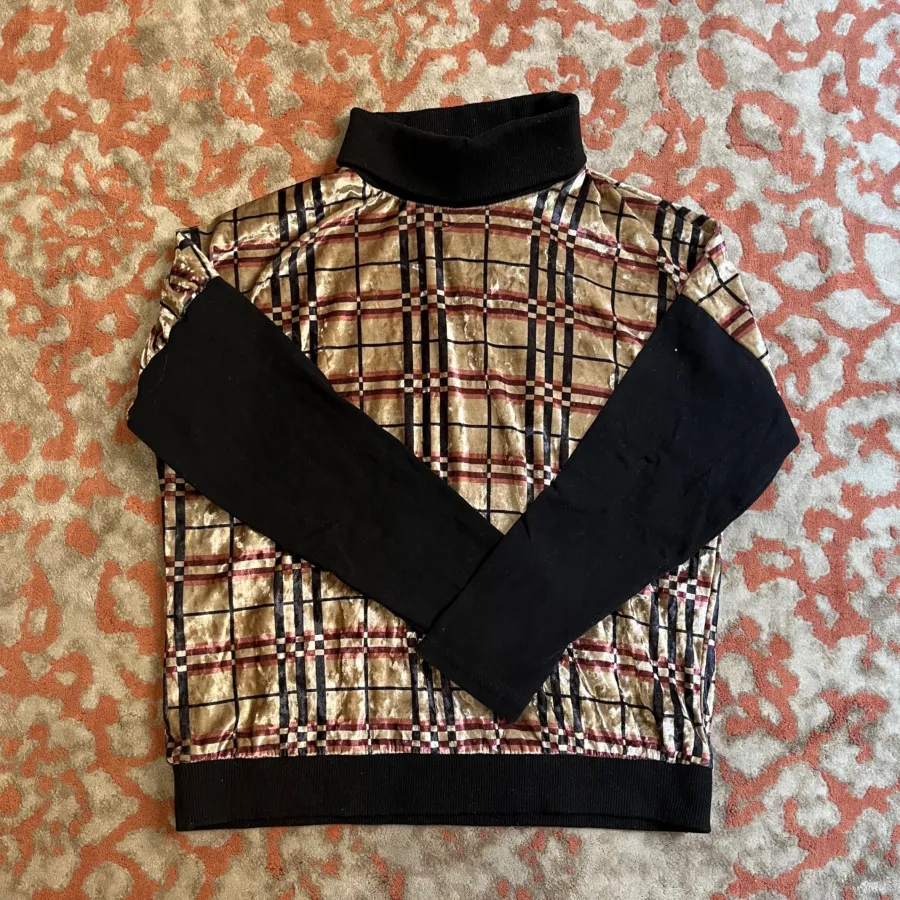 دو عدد بلوز خارجی