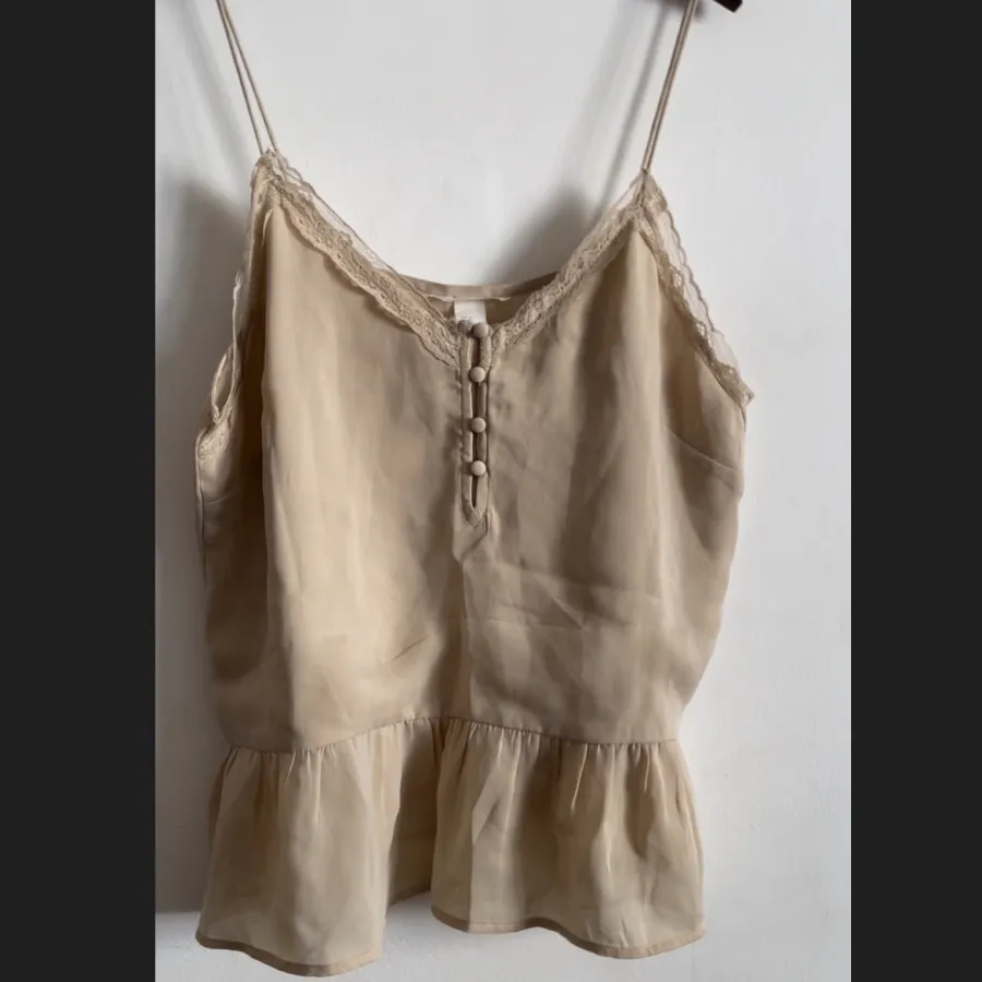 تاپ زیبای برند h&m