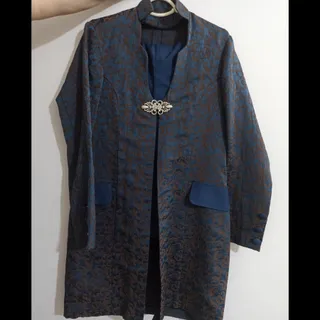 کت و شلوار سرمه‌ای