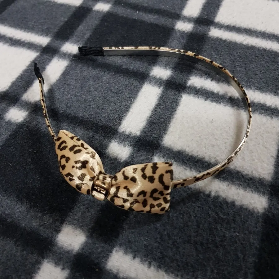 تل پاپیون دار