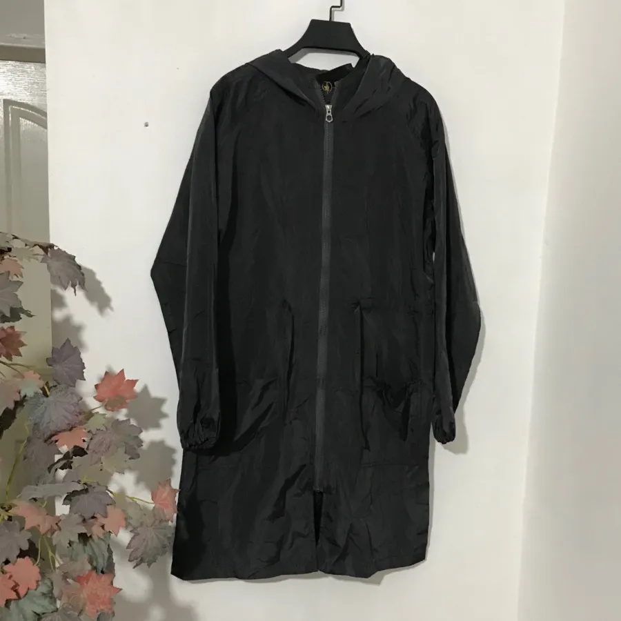 بارانی ضد اب