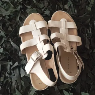 صندل وارداتی