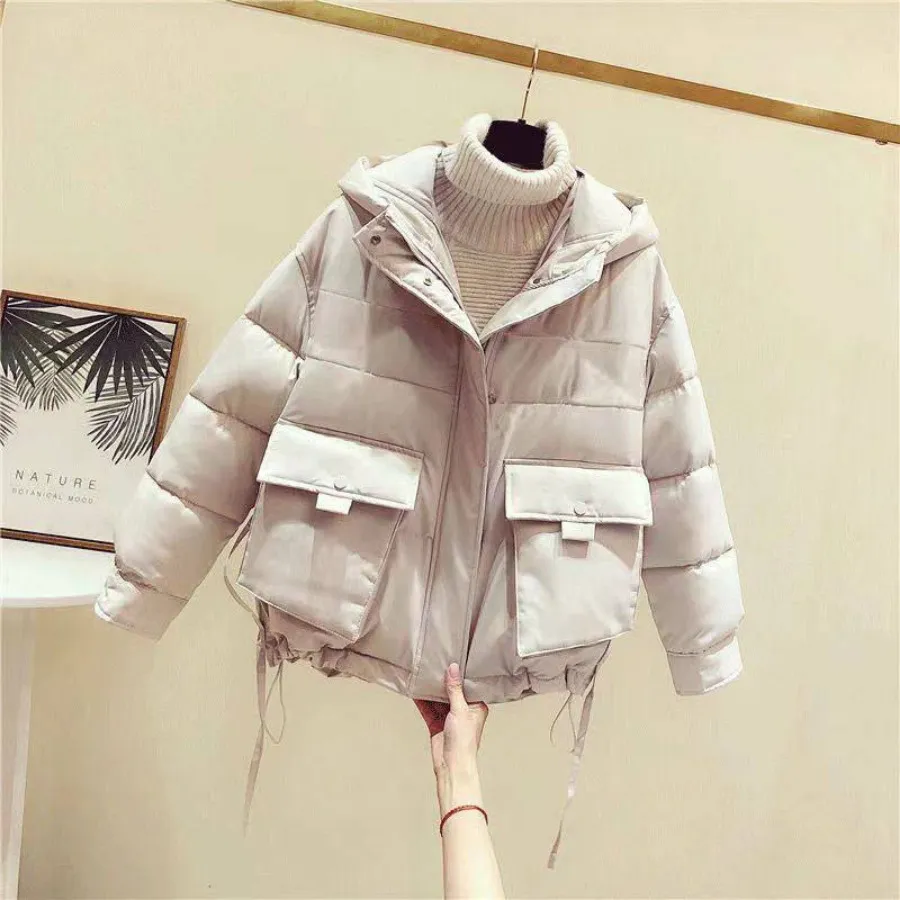 کاپشن داخل استر کلاهدار