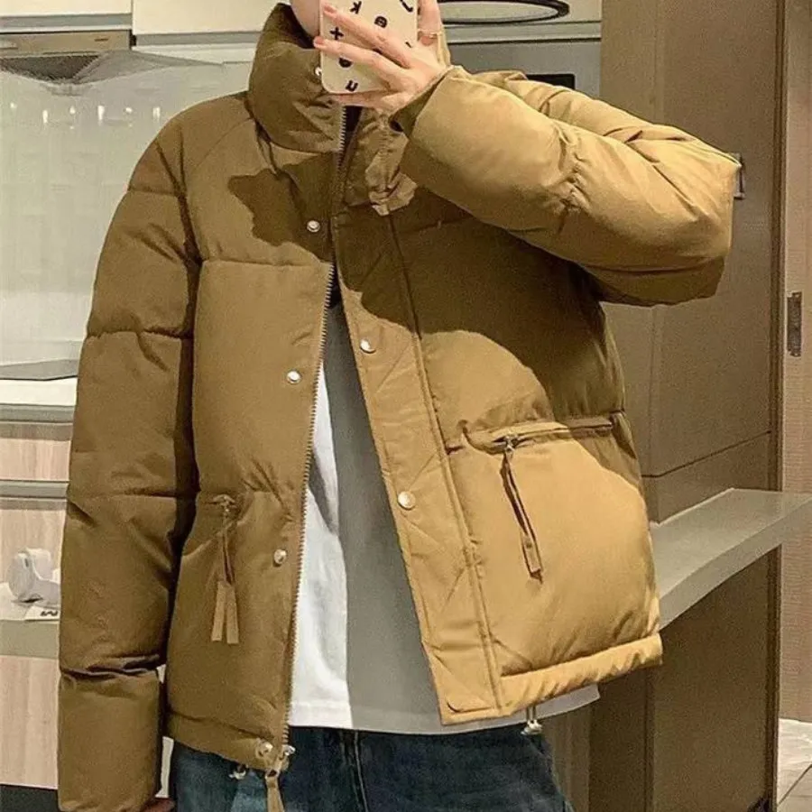 کاپشن داخل آستز