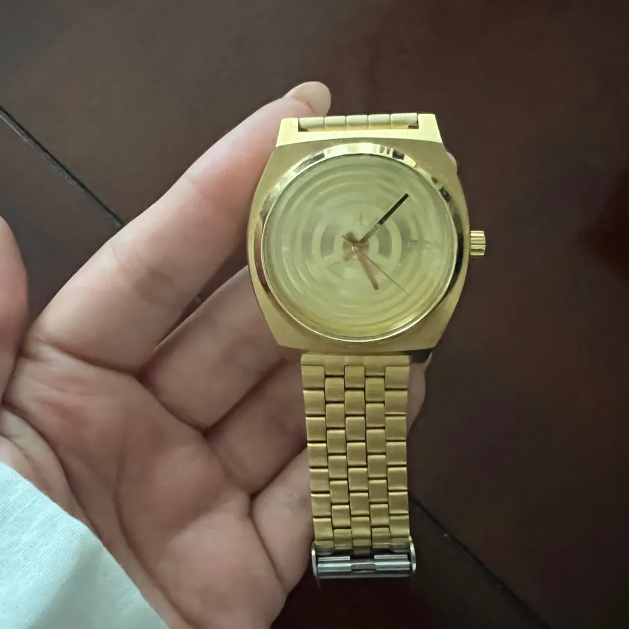 ساعت نیکسون limited