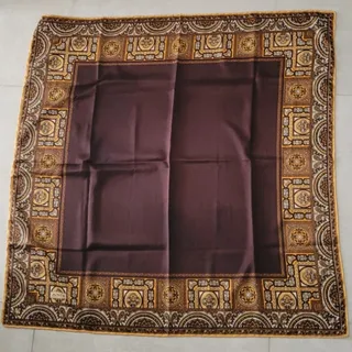 روسری ساتن دور دوخت