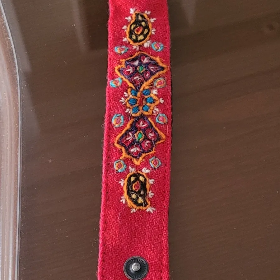 دستبند صنایع دستی