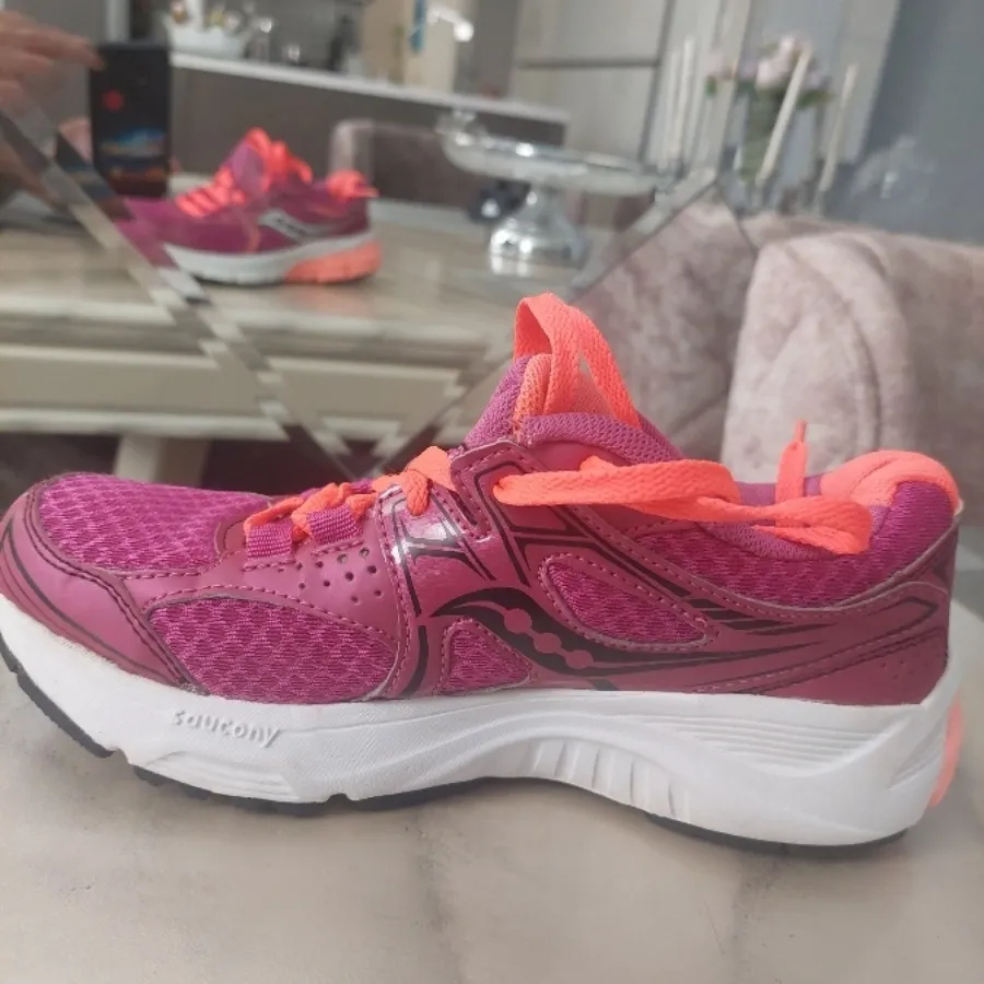 کفش ساکونی اصل