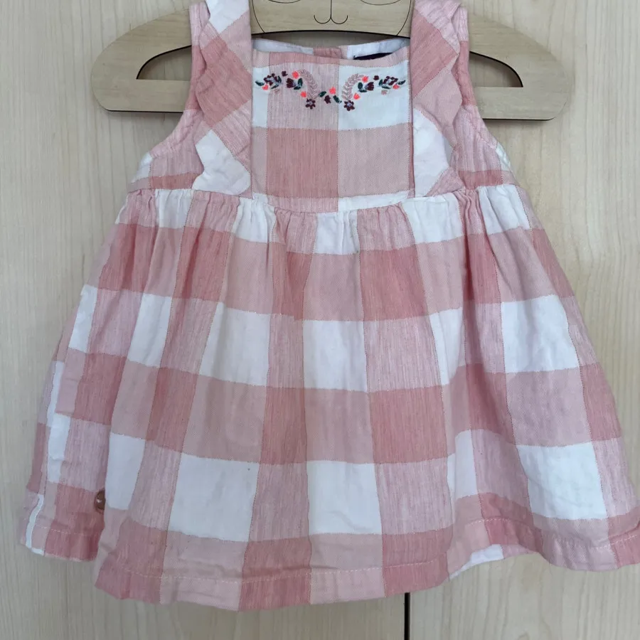 لباس نوزادی صورتی