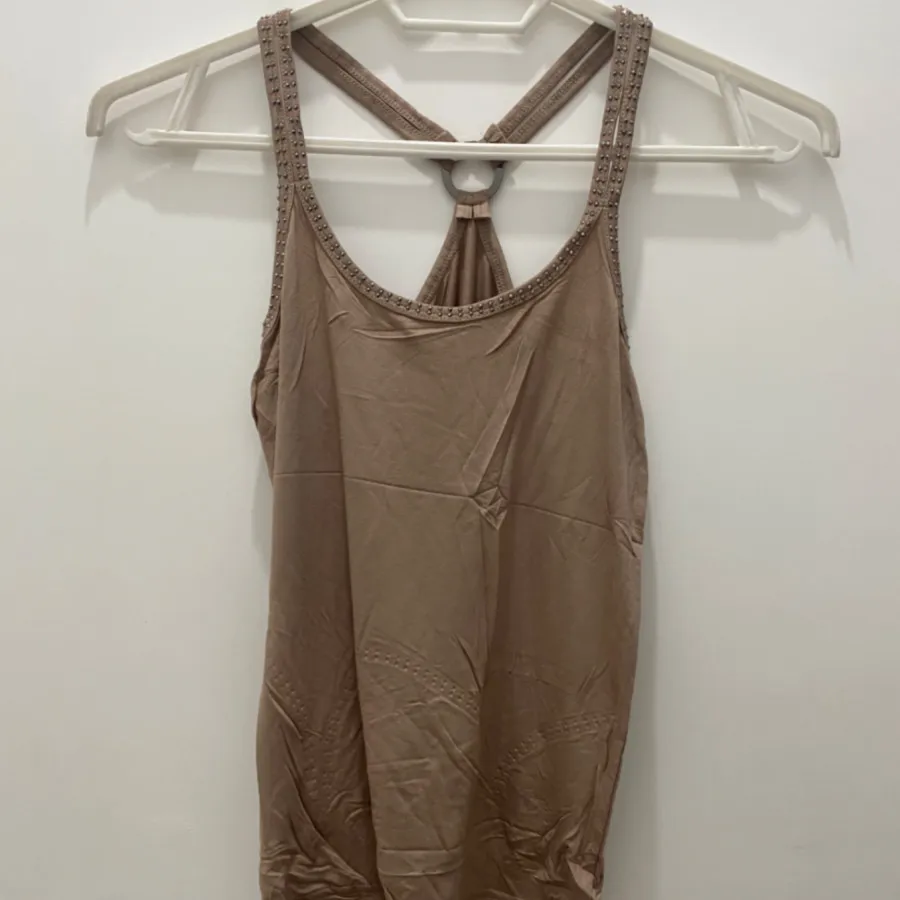 تاپ پشت حلقه