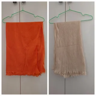 دو عدد شال کرم و نارنجی