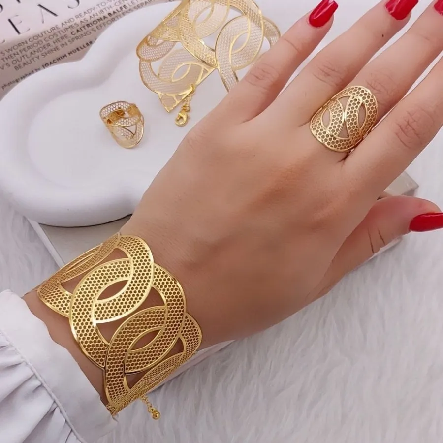 ست دستبند و انگشتر بحرینی