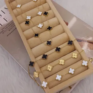 گردنبند ونکلیف