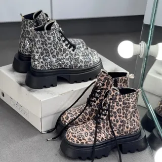 نیم بوت اسپرت پولکی