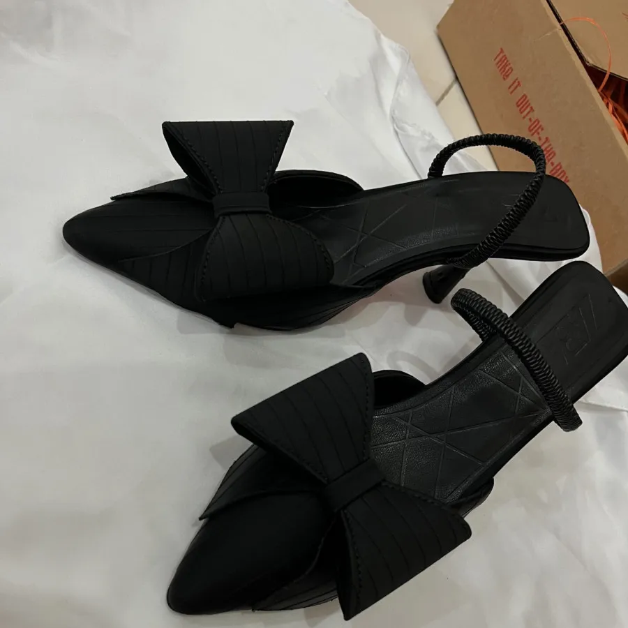 کفش مجلسی زارا مشکی قرمز