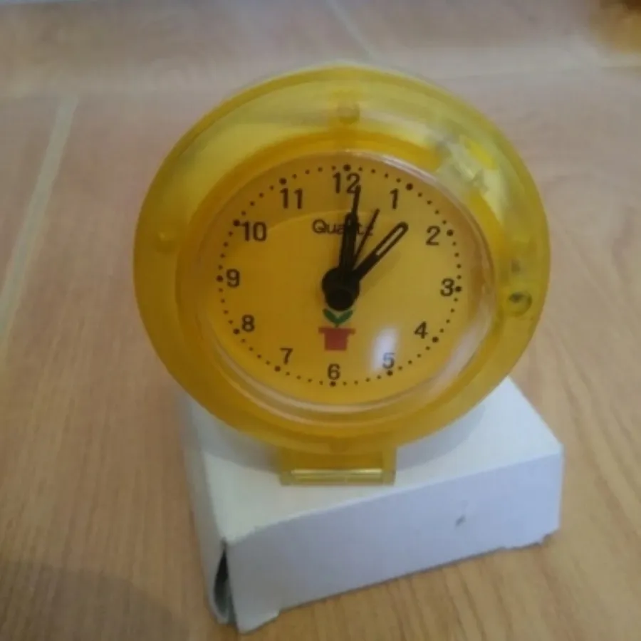 ساعت رومیزی