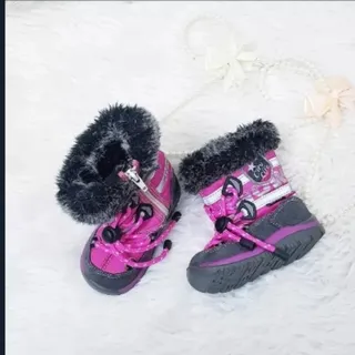 بوت بچگانه اورجینال