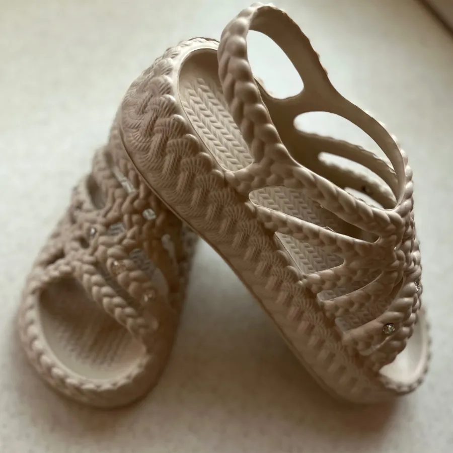 صندل سایز 37