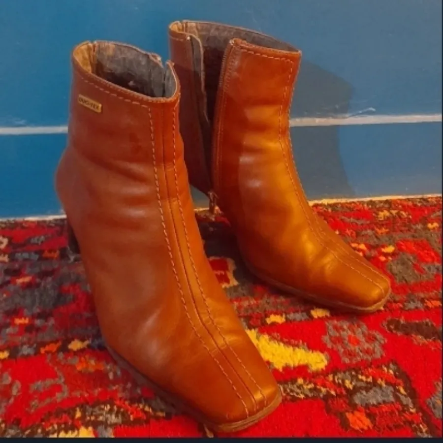 نیم بوت خارجی