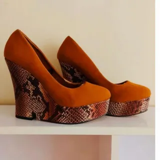 کفش پوست ماری