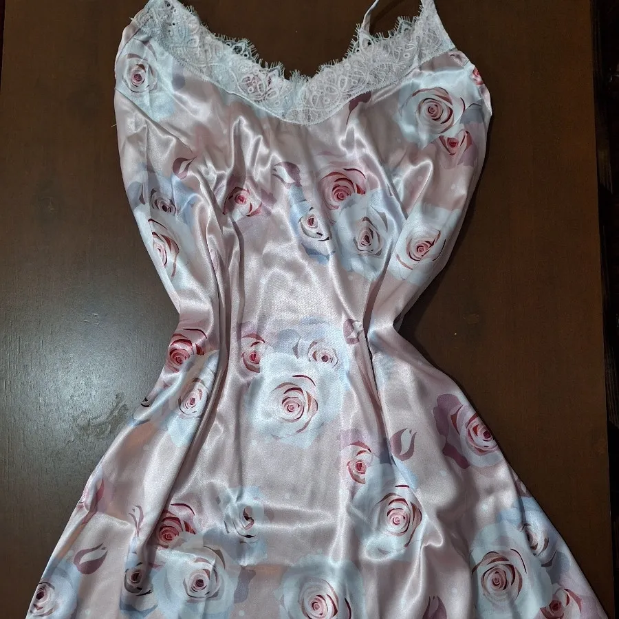 پیراهن خواب ساتن