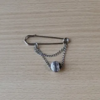 سنجاق تزیینی