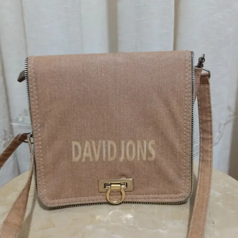 کیف برند David jons