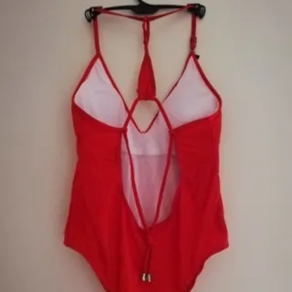 مایو یکسره زنانه قرمز