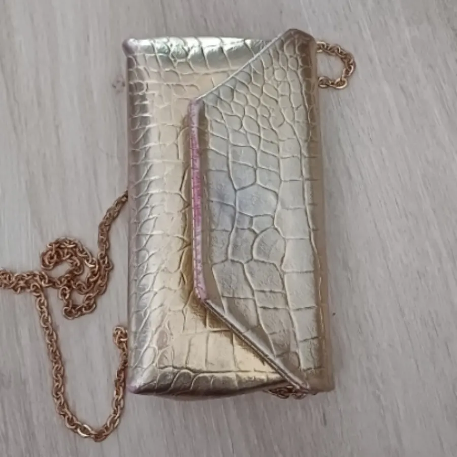 کیف  زنانه طلایی ترک