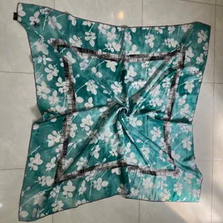 روسری قواره بزرگ