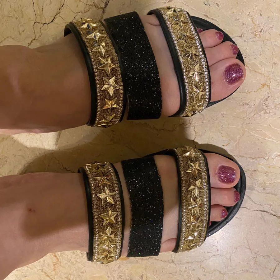 صندل مشکی طلایی