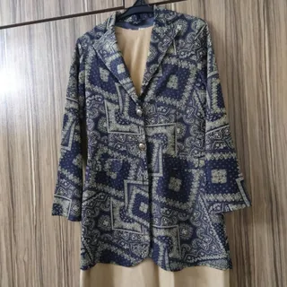 کت و سارافون