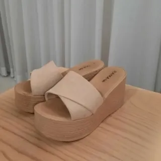 دمپایی طبی لژدار