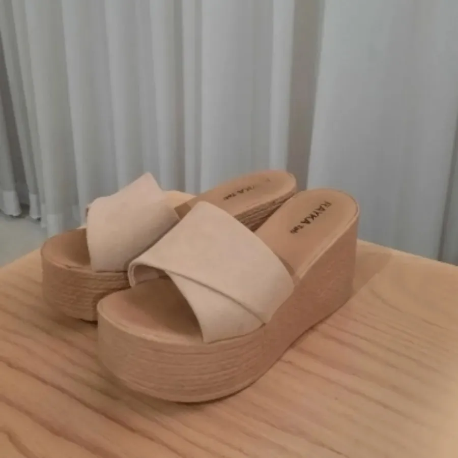 دمپایی طبی لژدار