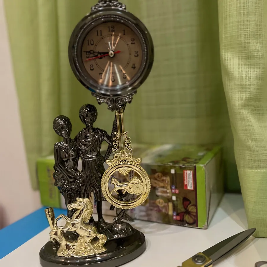 ساعت دکوری شیک