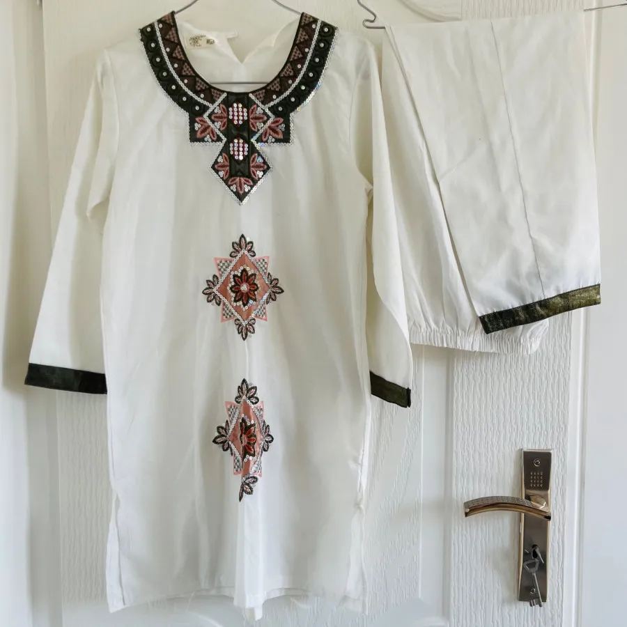 شومیز و شلوار