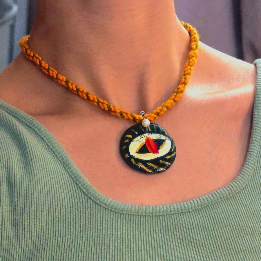 گردنبند دستساز