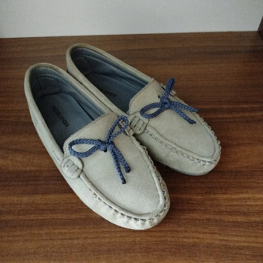 کالج کفش خارجی