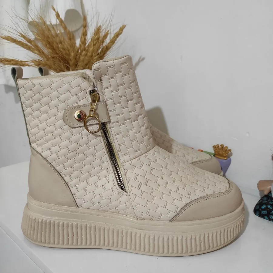 نیم بوت  زنانه