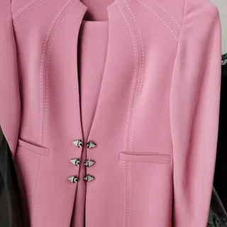 کت وشلوارزنانه