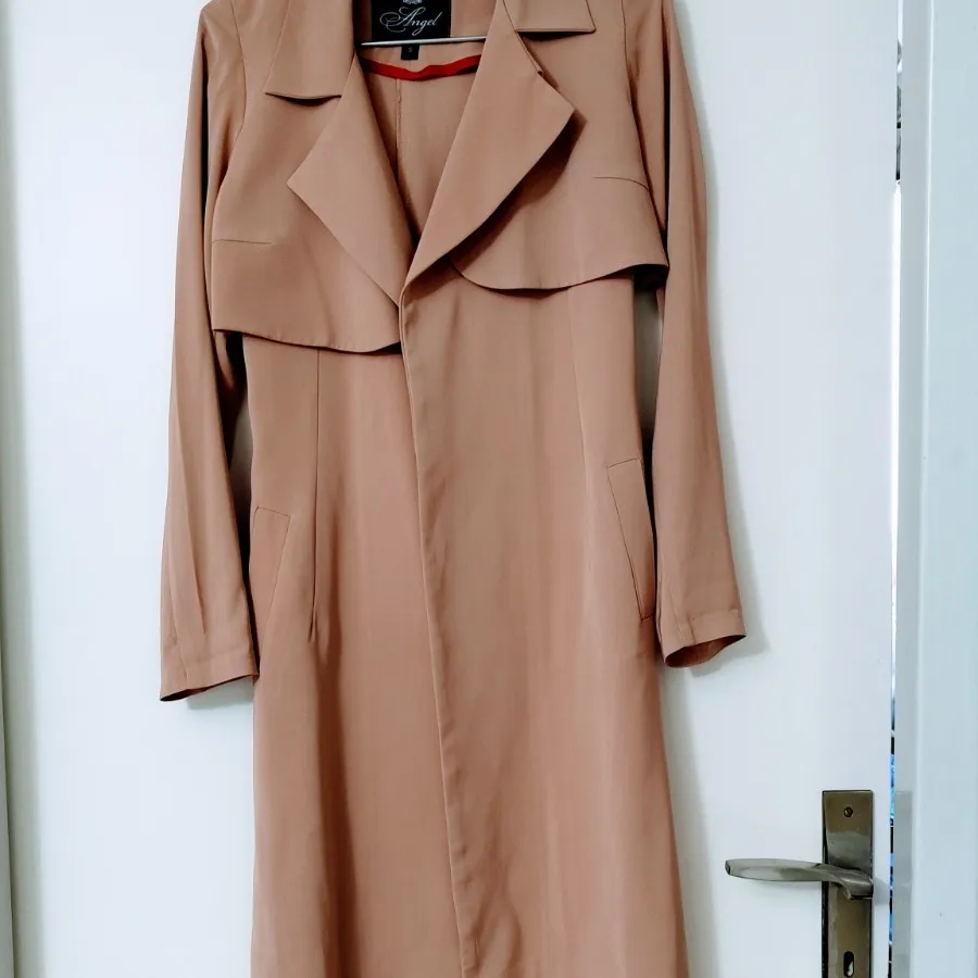 بارونی یا مانتو پاییزه