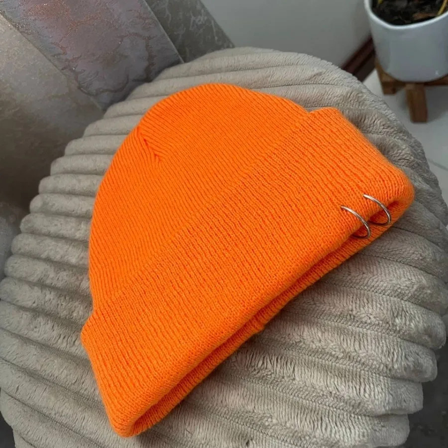 کلاه  بافت نارنجی