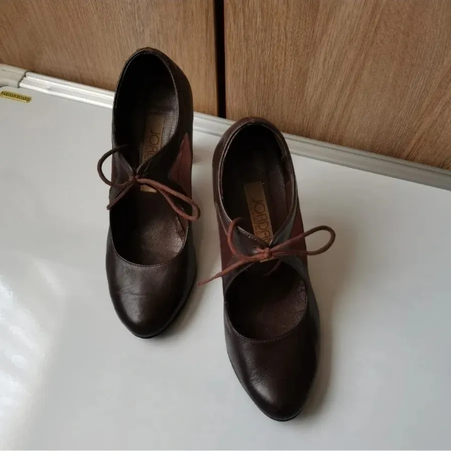 کفش چرم مجلسی jordrn