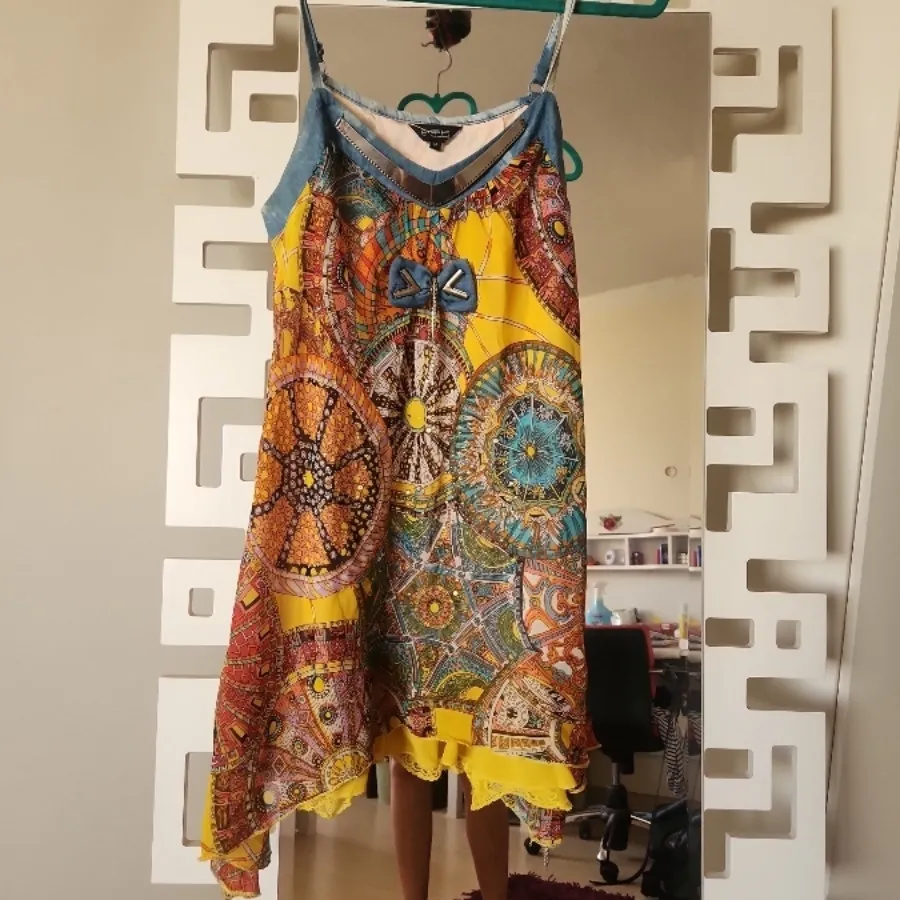 پیراهن کوتاه