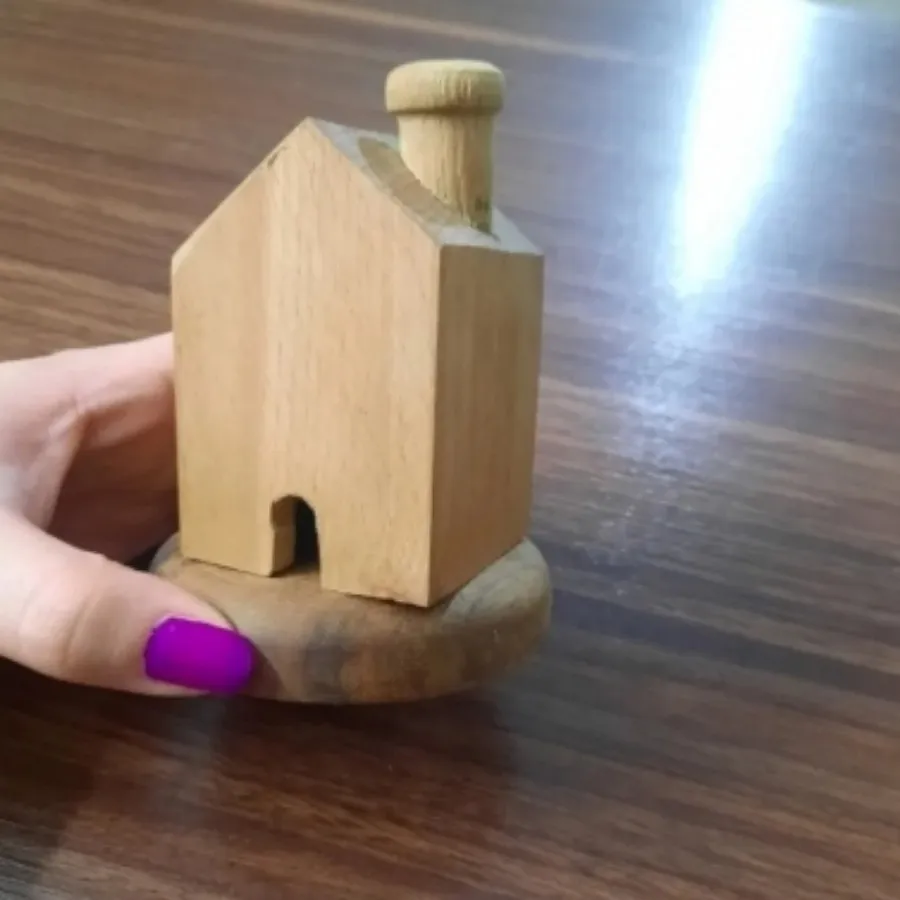 جا عودی چوبی طرح کلبه