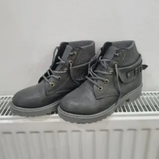 بوت یا چکمه